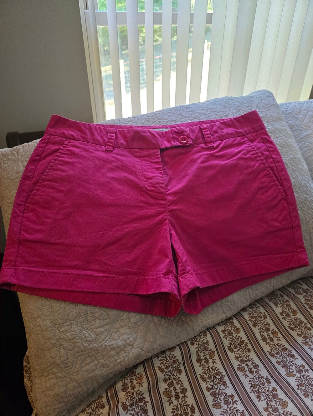 Vineyard Vines Hot Pink Women's Cotton Chino Shorts